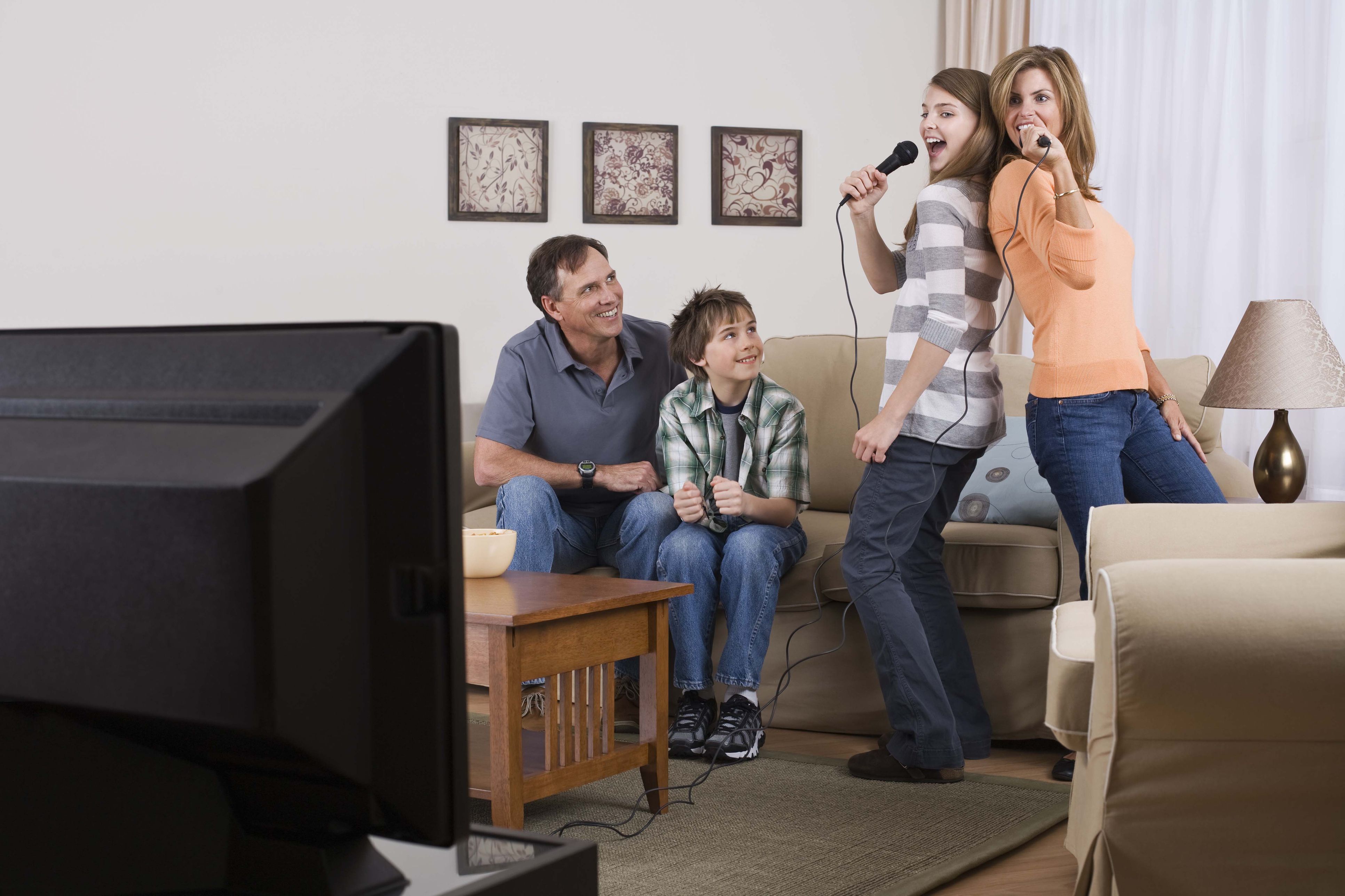 Home Karaoke - Are Mp3 Machines Better Than Using Cdgs?
