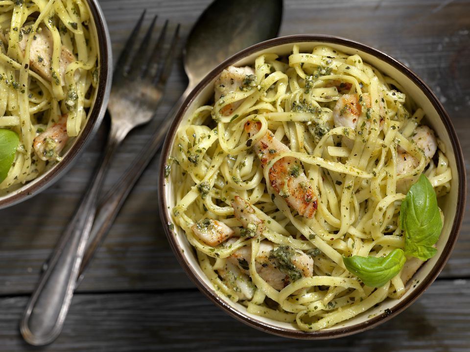 chicken and pasta with lemon pesto