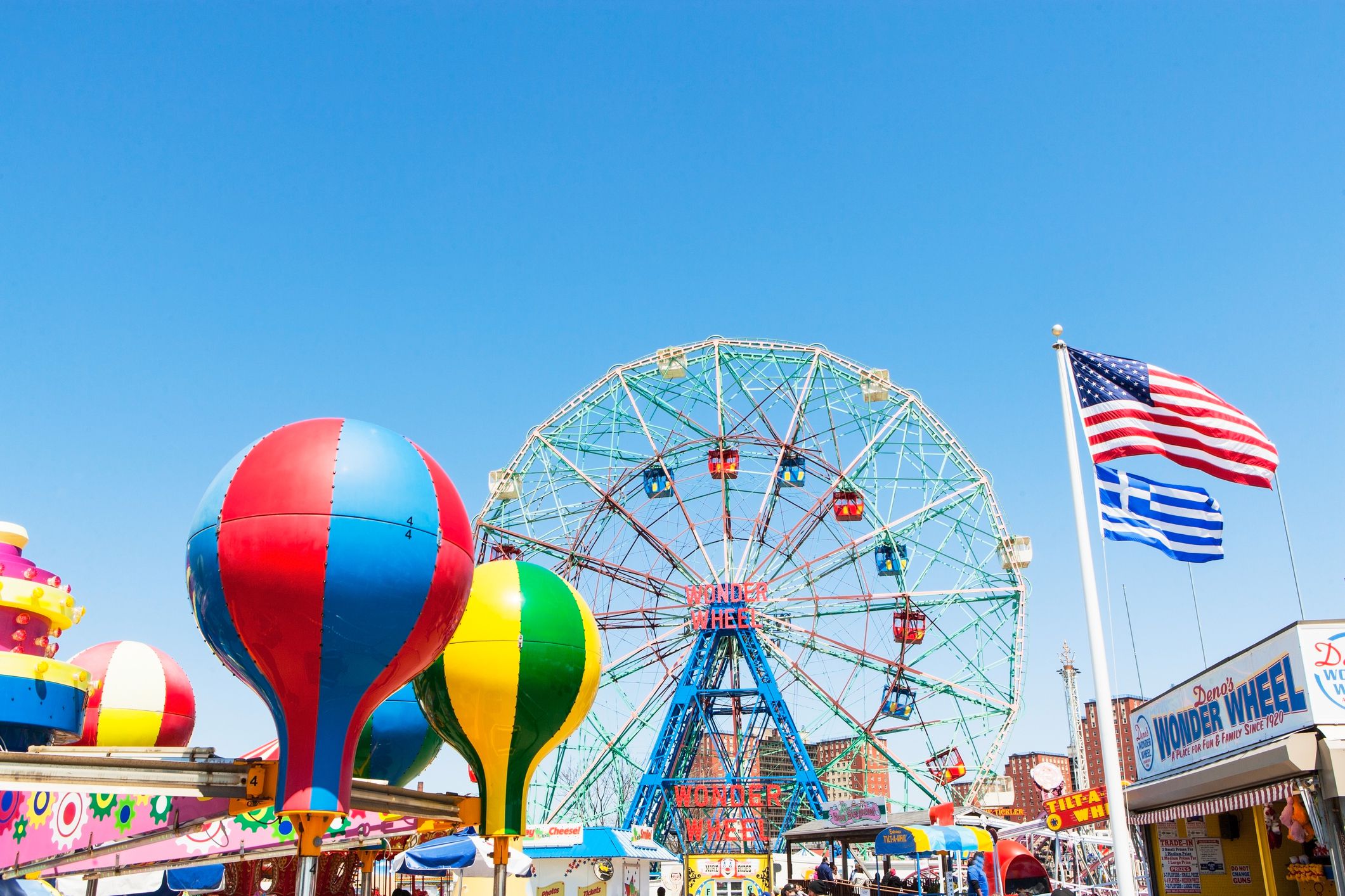 the-top-theme-parks-and-amusement-parks-in-new-york-state