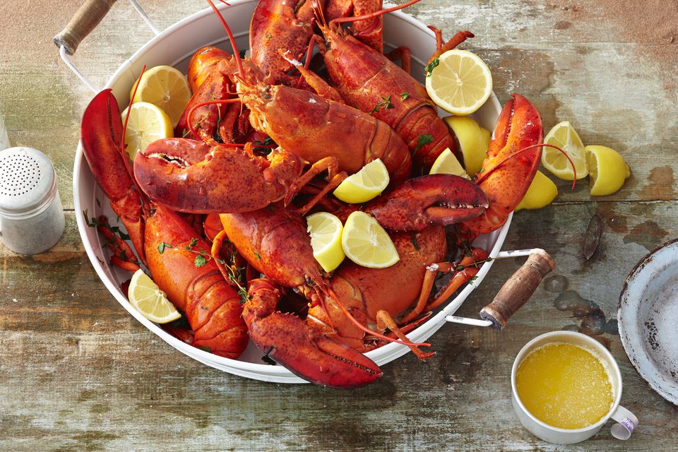 Get Live Lobsters Shipped from Maine
