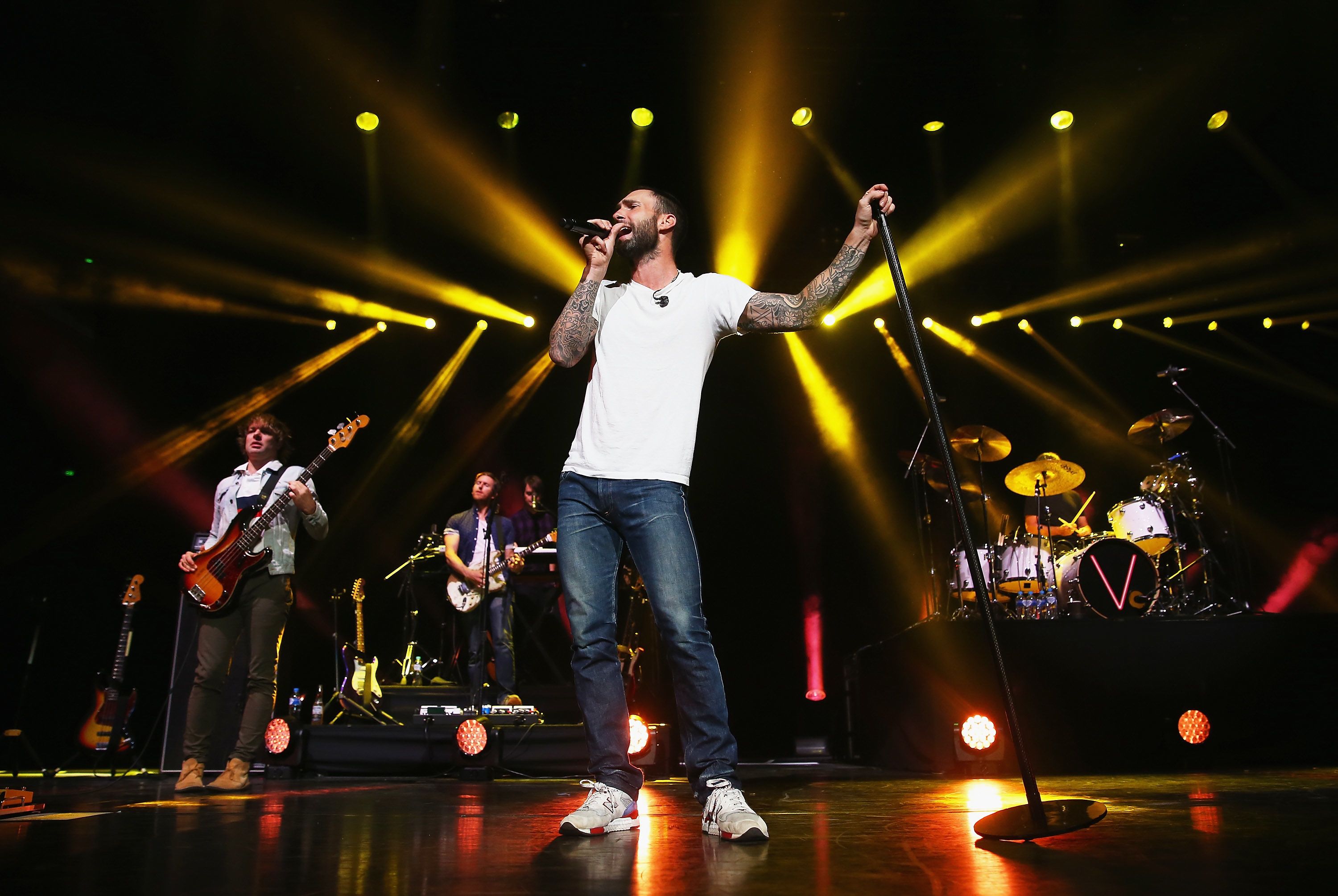 Biography and Profile of Pop-Soul Band Maroon 5