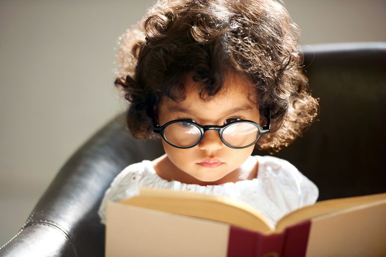 Intelligent little bookworm
