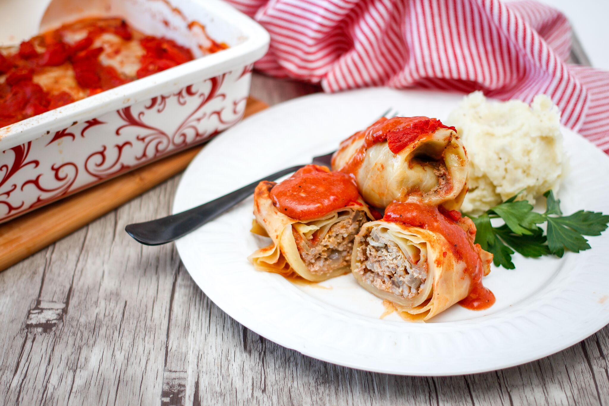 stuffed-cabbage-rolls-recipe-with-ground-beef-and-rice