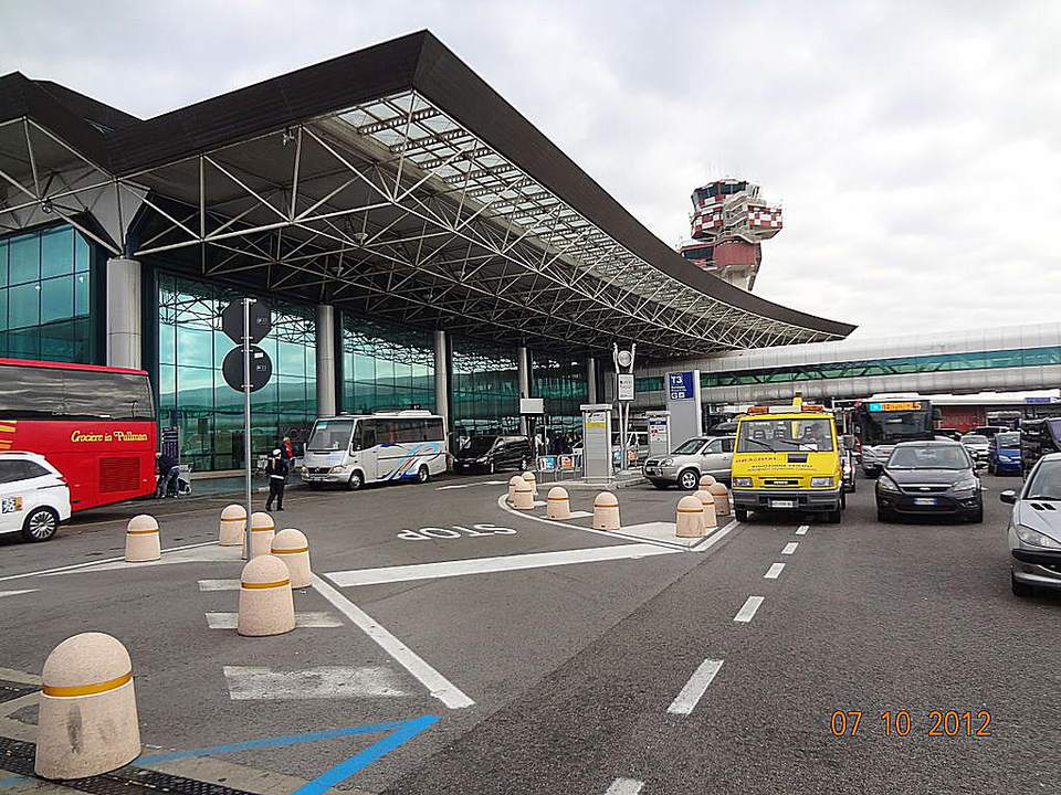 The Best Way to Navigate Rome's Leonardo da Vinci-Fiumicino Airport