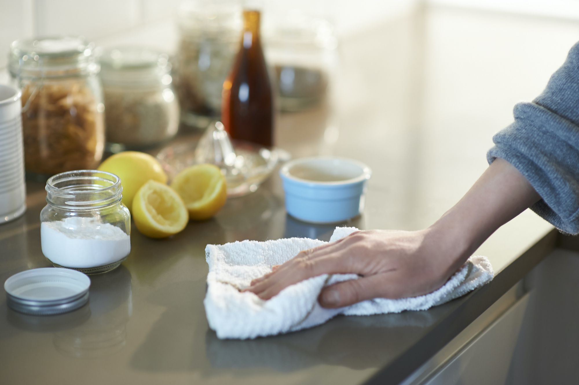 Simplify Your Home Cleaning Routine with These Easy Tips