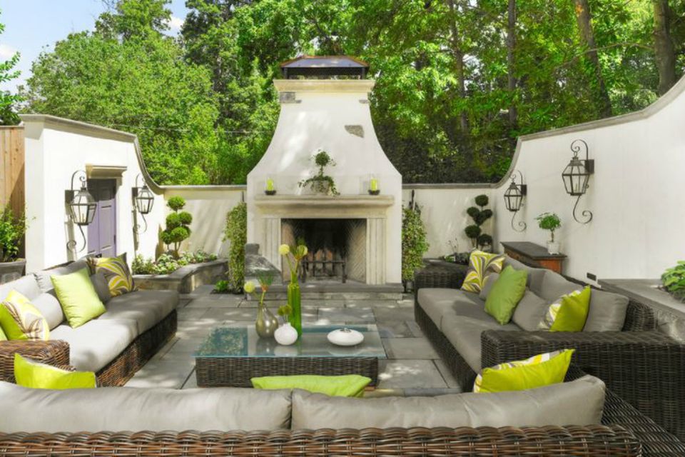 50 Outdoor Living Room Design Ideas