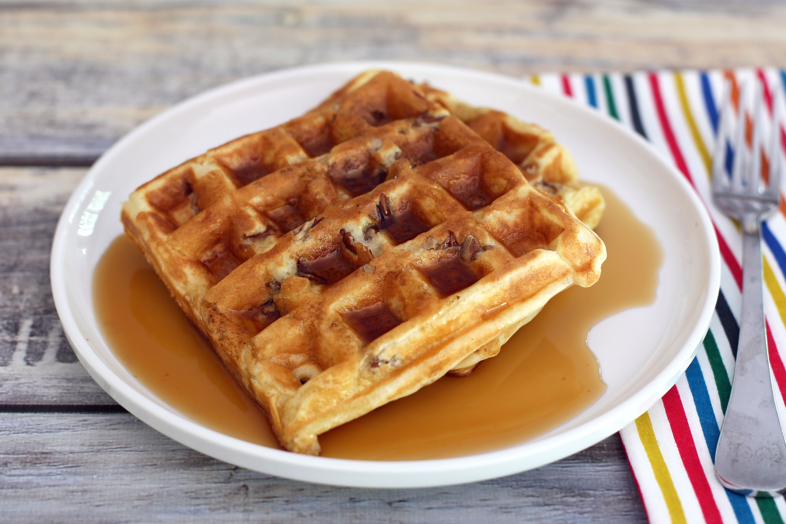 Fluffy Pecan Waffles Recipe