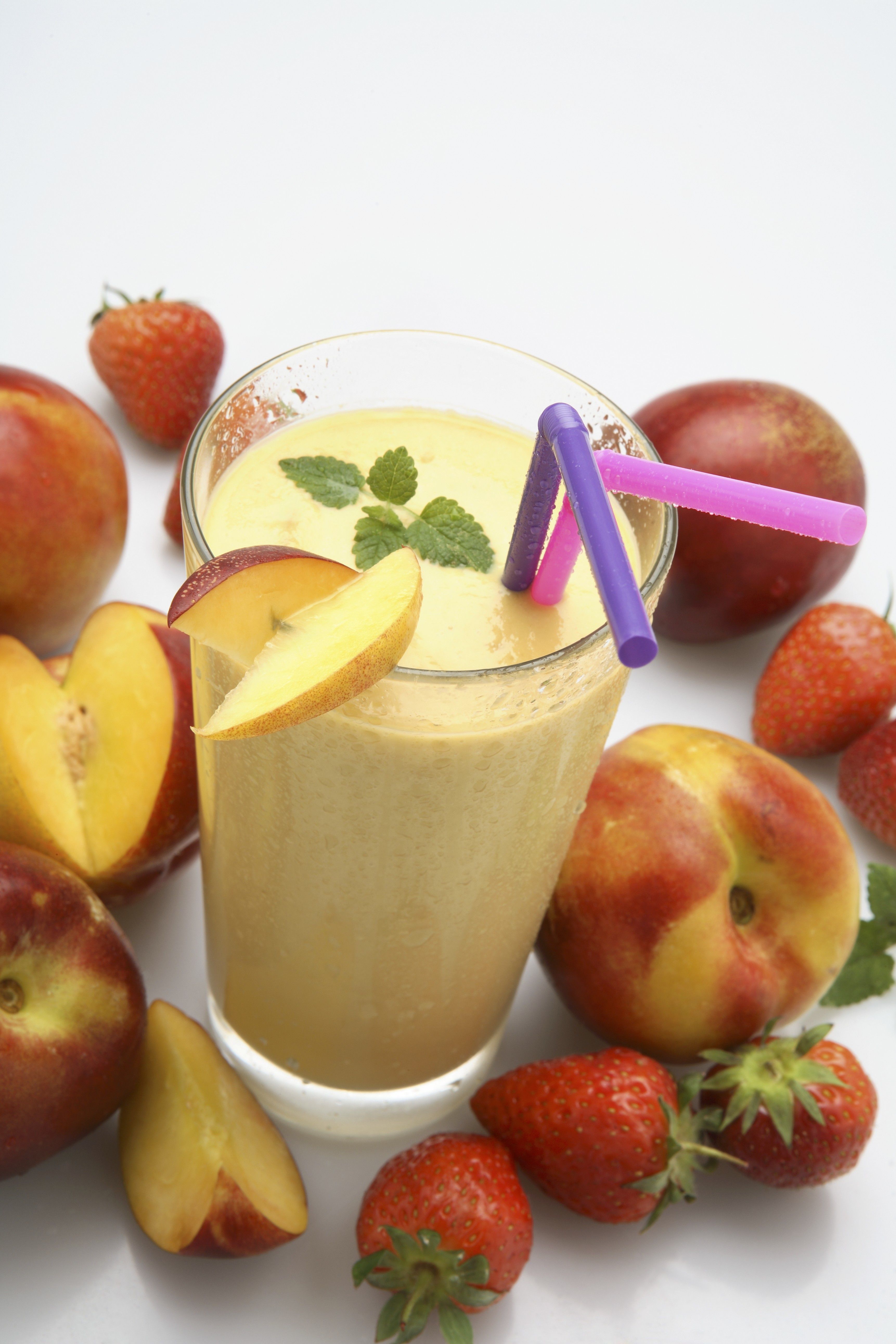 homemade-peach-milkshake-recipe