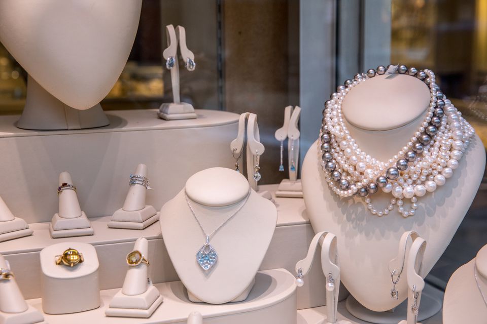 Anniversary jewelry ideas outlet