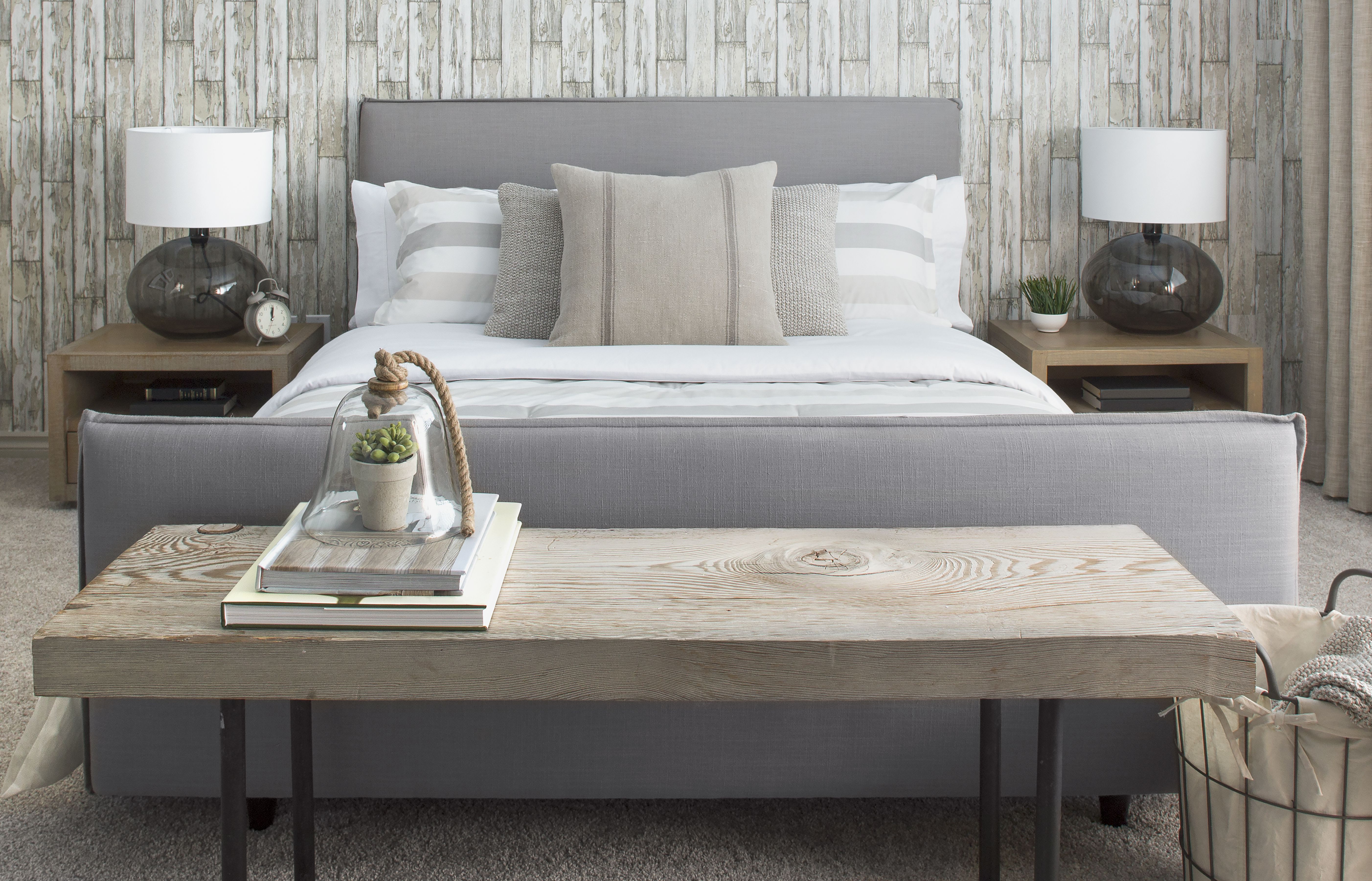 10 Great Furniture Ideas for the Space at the Foot of Your Bed