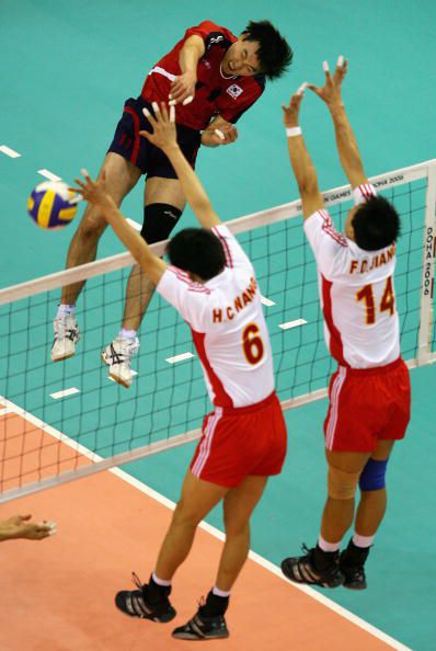 the-outside-hitter-volleyball-position-explained