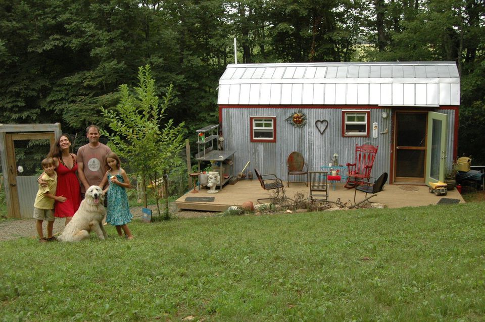 Why Tiny  House  Living  Pays Off Big for Young Families 