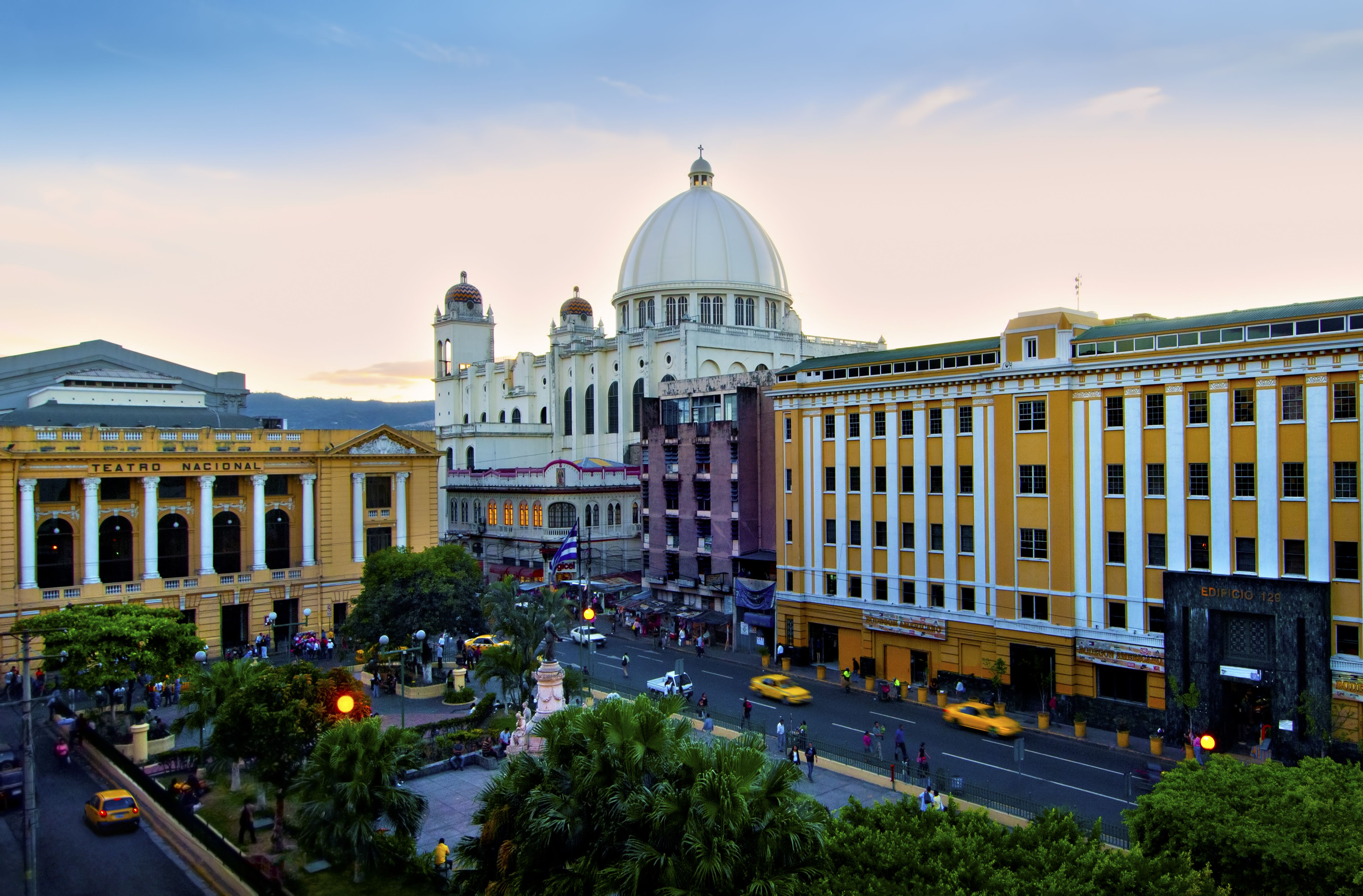 Shopping in El Salvador