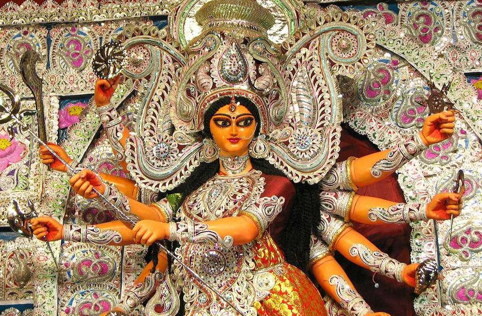10 Famous Kolkata Durga Puja Pandals