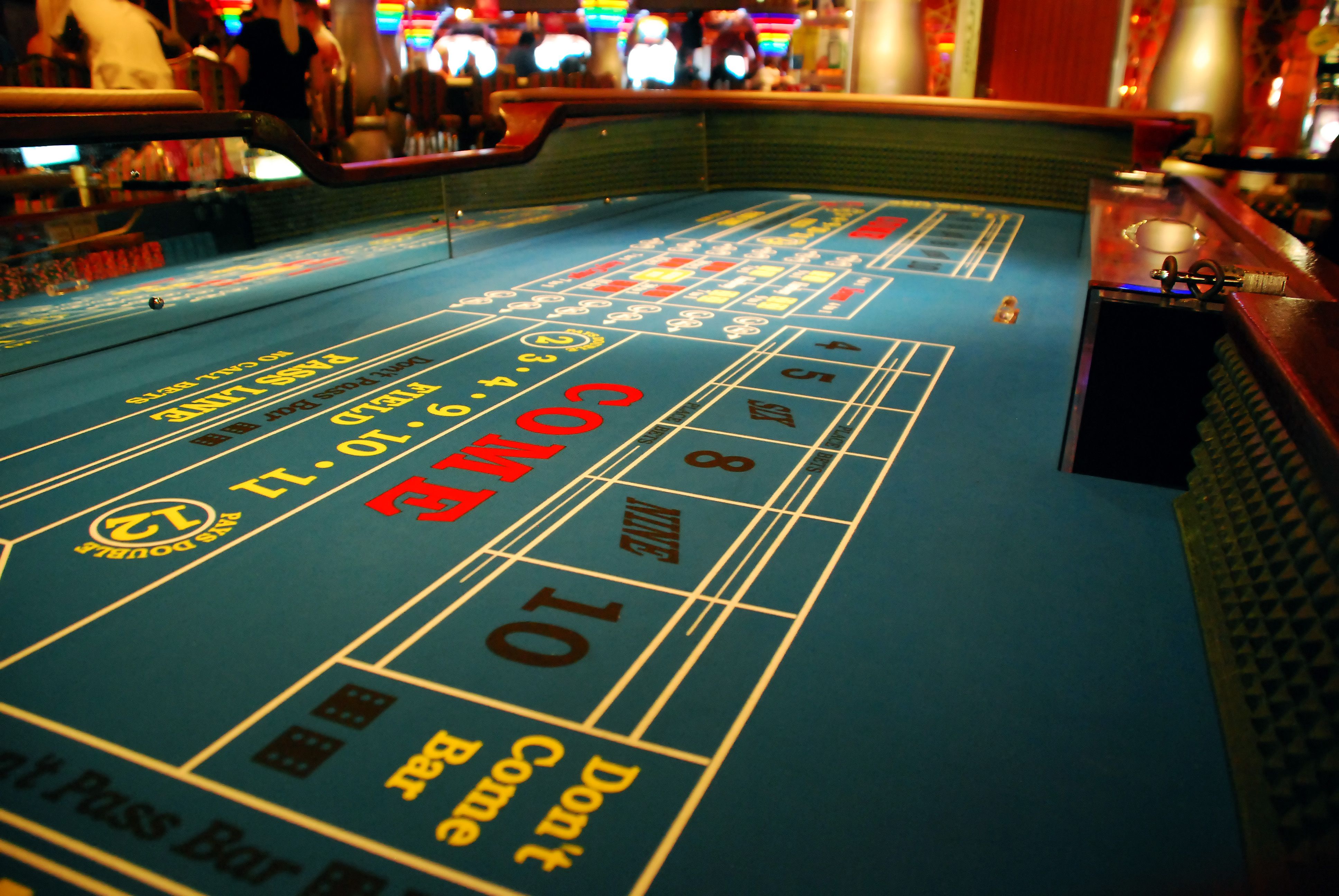 free vegas craps game