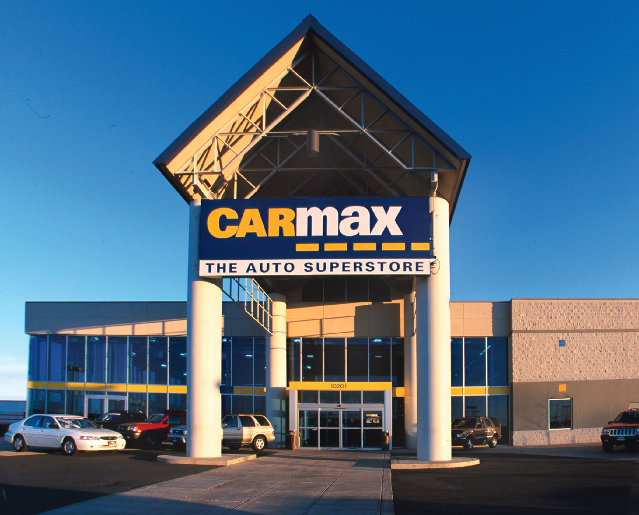 10 Things to Know About CarMax