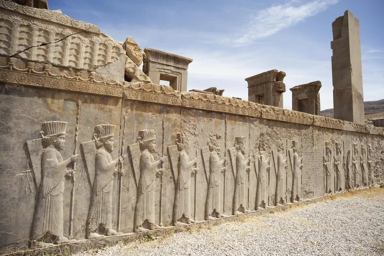 Bas reliefs of Persian guards, Winter Palace of Darius (Tashara)