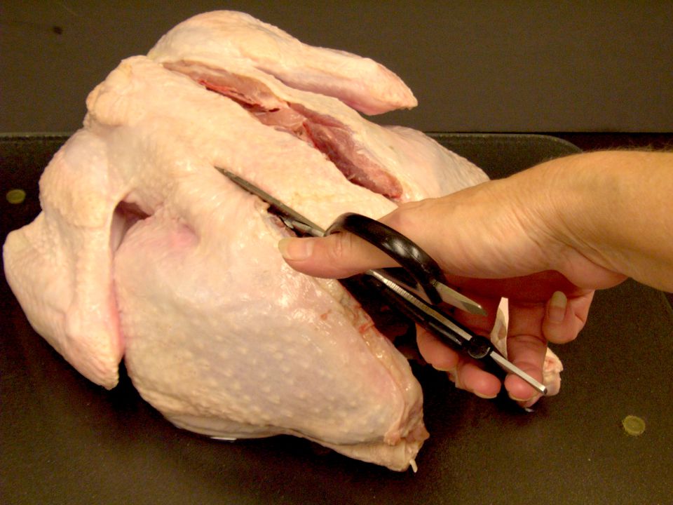 How to Debone a Turkey: A Step-by-Step Guide for Home Cooks ...