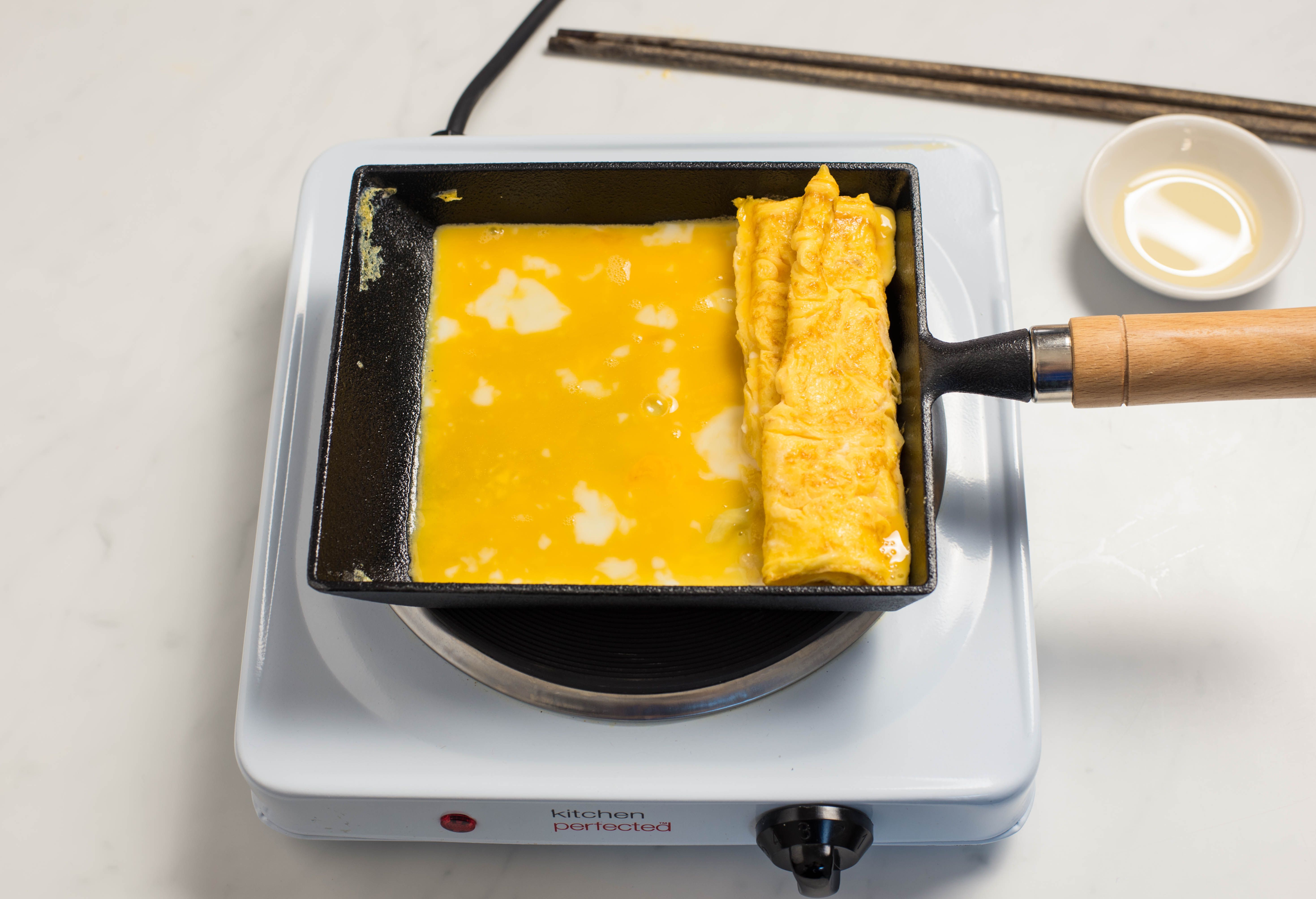 Japanese Tamagoyaki Rolled Omelet Recipe