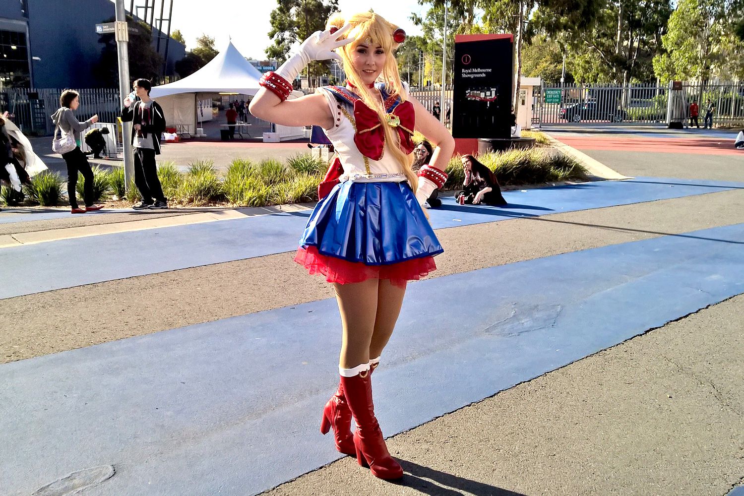 Sailor Moon Cosplay at Melbourne Supanova Pop Culture Expo 14 Super Fun Anime Cosplays - 웹