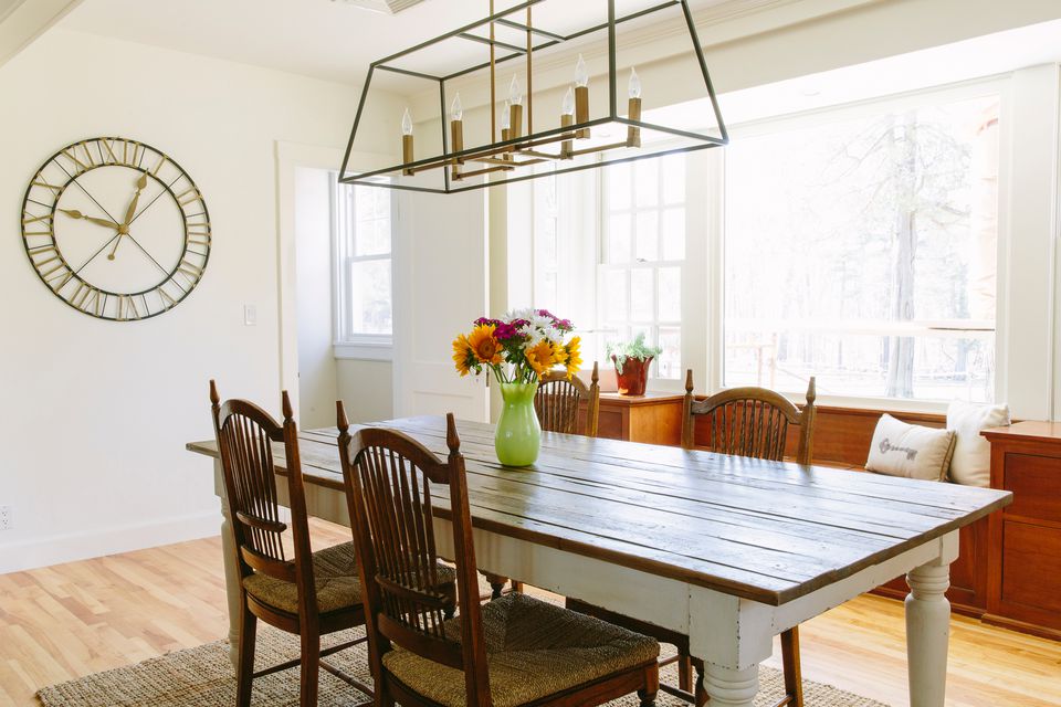 What to Know Before You Buy a Cheap Chandelier