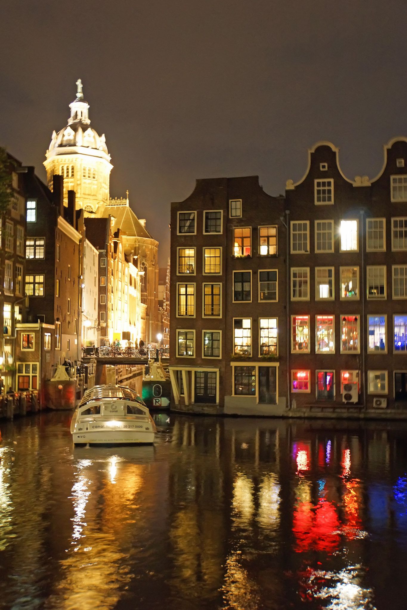 Guide Amsterdam Canal Cruises