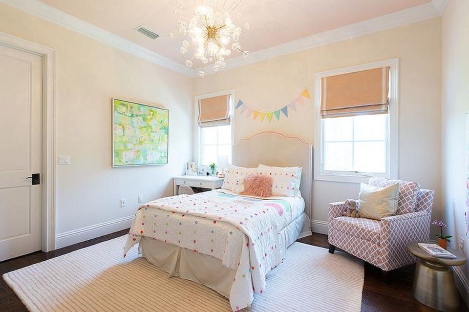 Ideas for Decorating a Little Girl's Bedroom - Neutralgirlroom 594f06a45f9b58f0fc8968f2