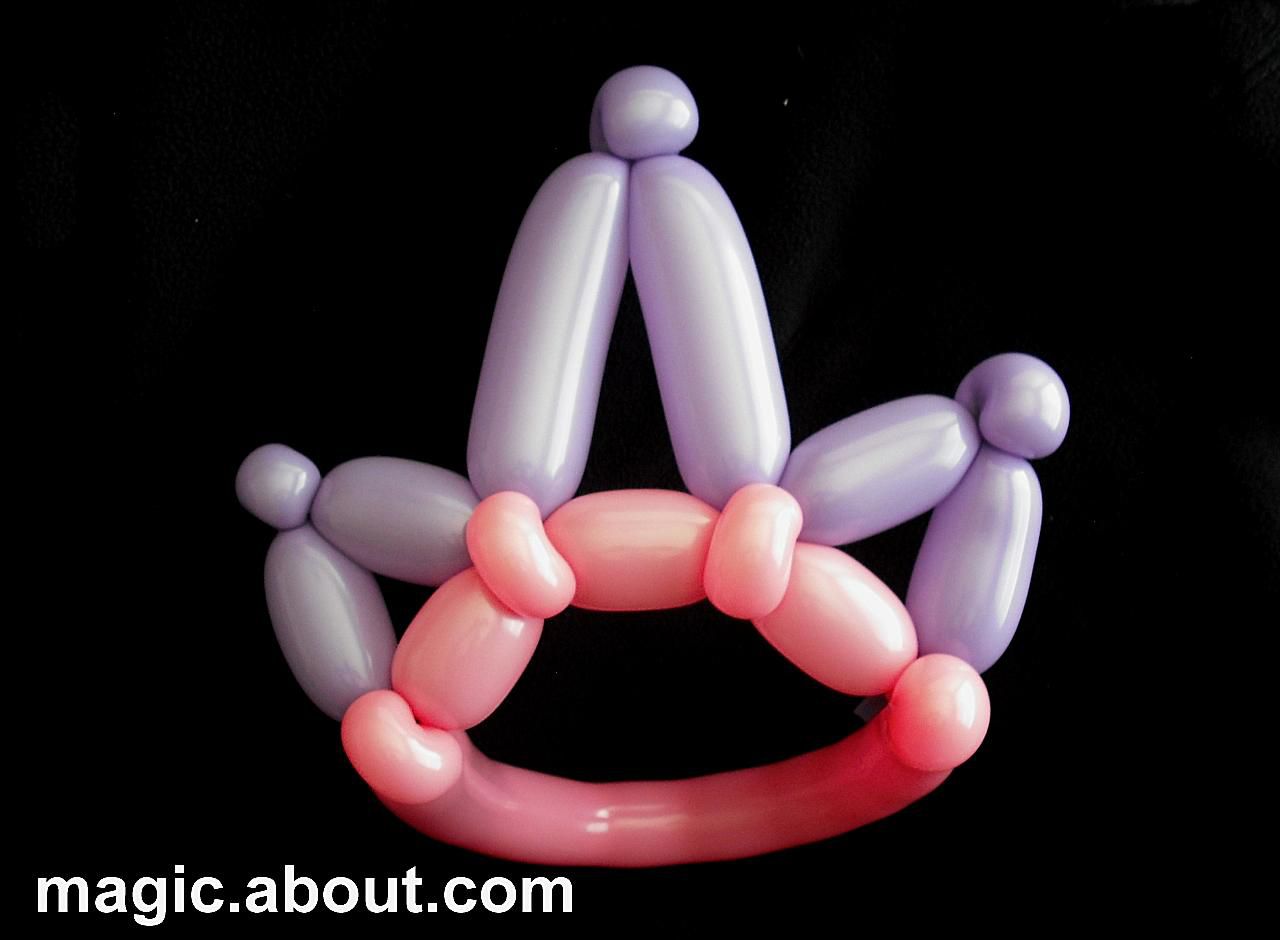 how-to-make-balloon-hats-jester-flower-santa