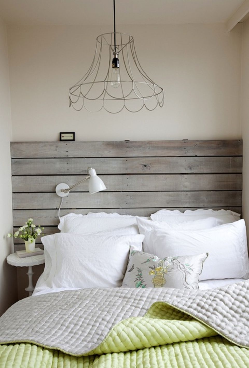 Beautiful Bedrooms with Wooden Headboards