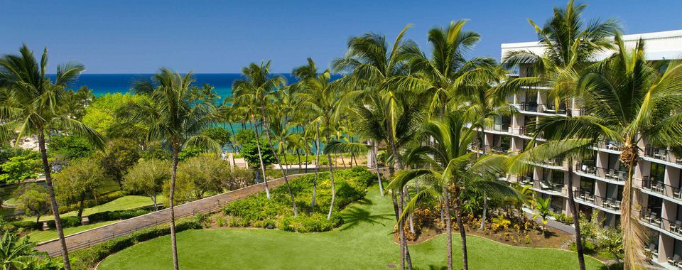 Summer Stay and Play at Hilton Waikoloa Beach Resort