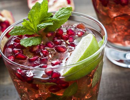 10 Christmas Mocktail Recipes for the Family