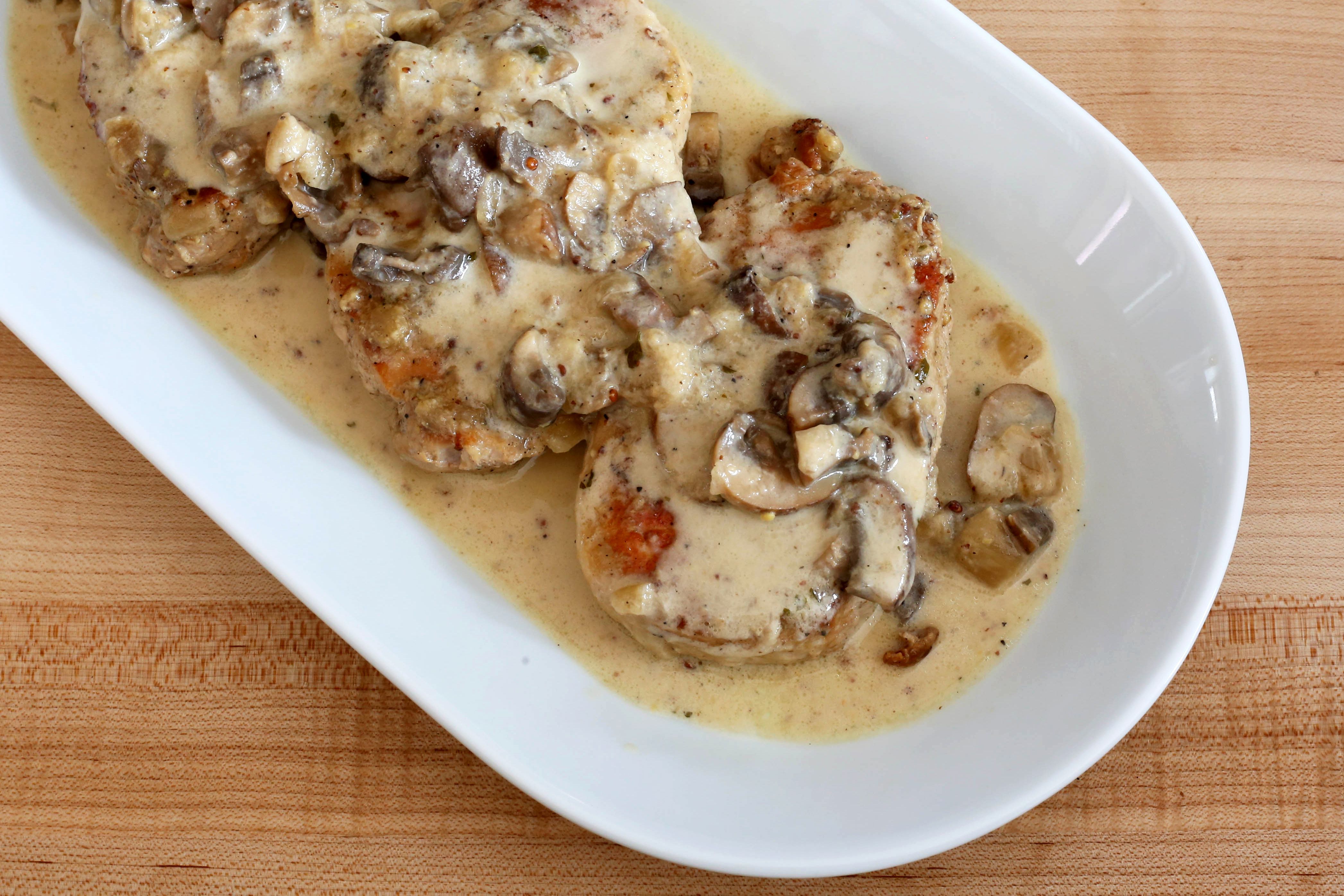 Ranch Baked Pork Chops With Tangy Sauce