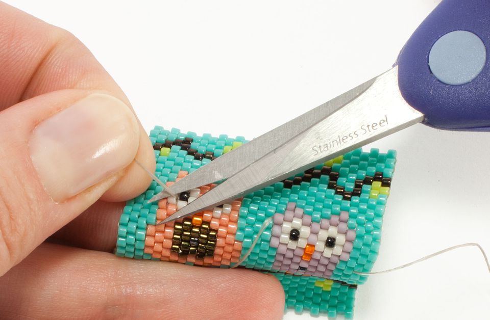 Download Weaving In Beading Thread With Peyote Stitch