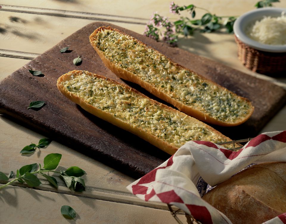 Roasted Garlic Bread Recipe for the Bread Machine