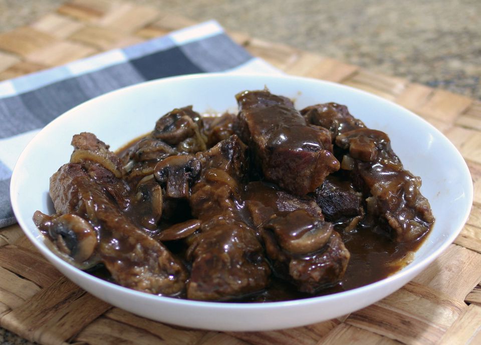 Slow Cooker Boneless Short Ribs