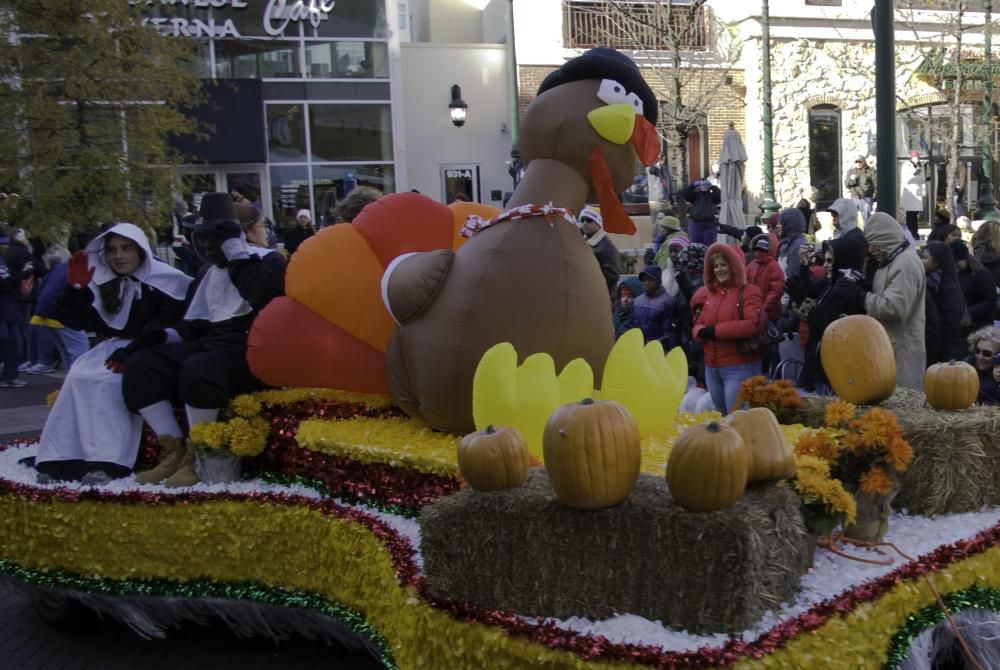 2017 Thanksgiving Parades in the Washington DC Area