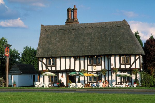 Thatched Country Cottages In England And Wales