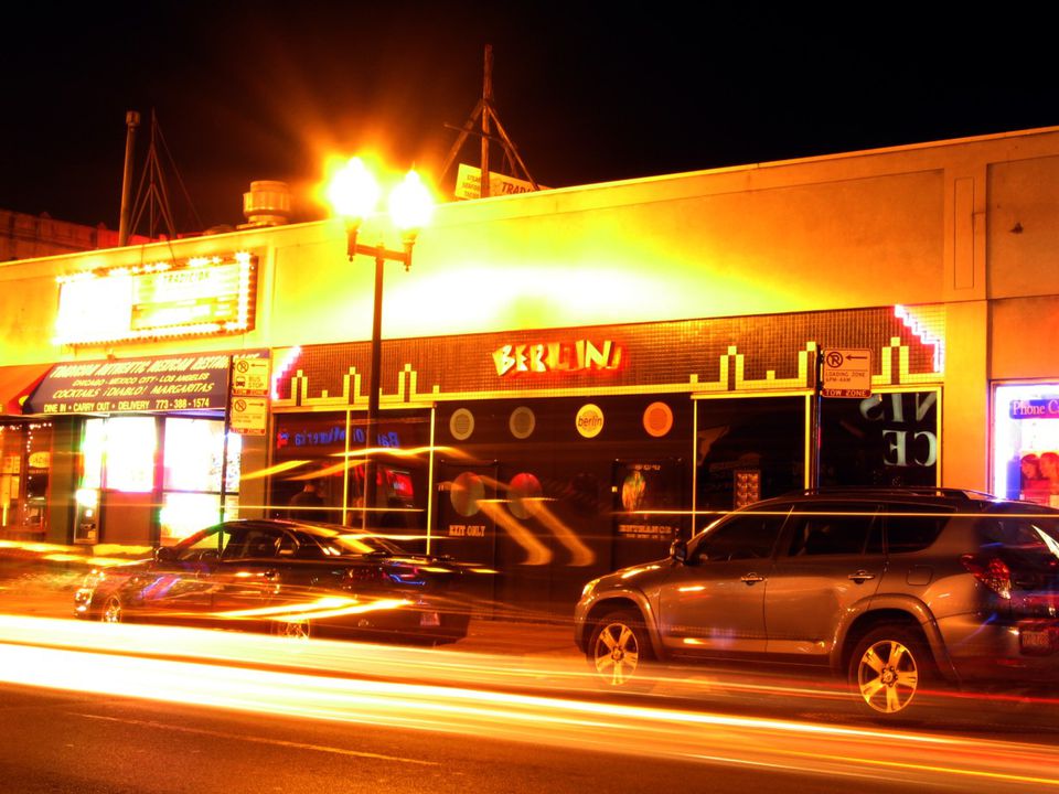 popular gay bar chicago