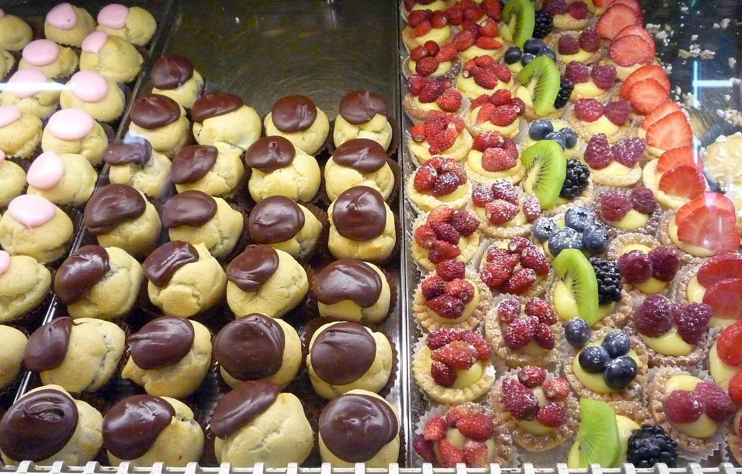 Visiting an Italian Pasticceria