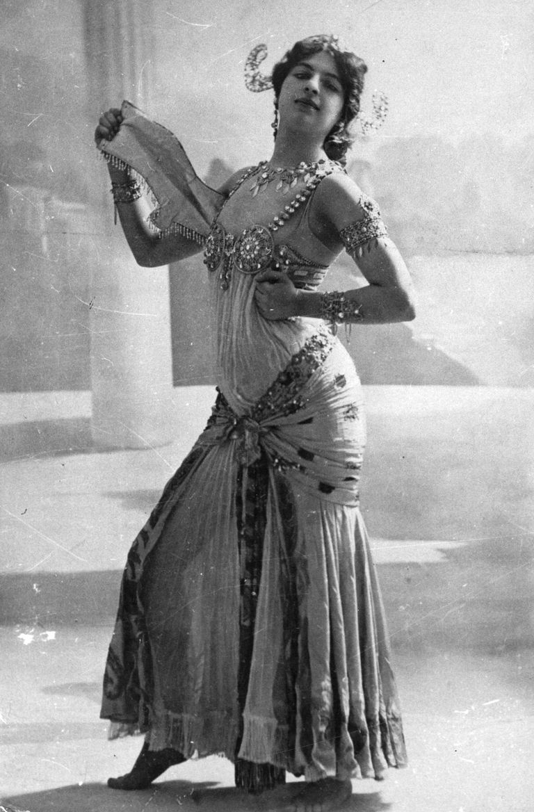 Biography of the Exotic World War I Spy Mata Hari