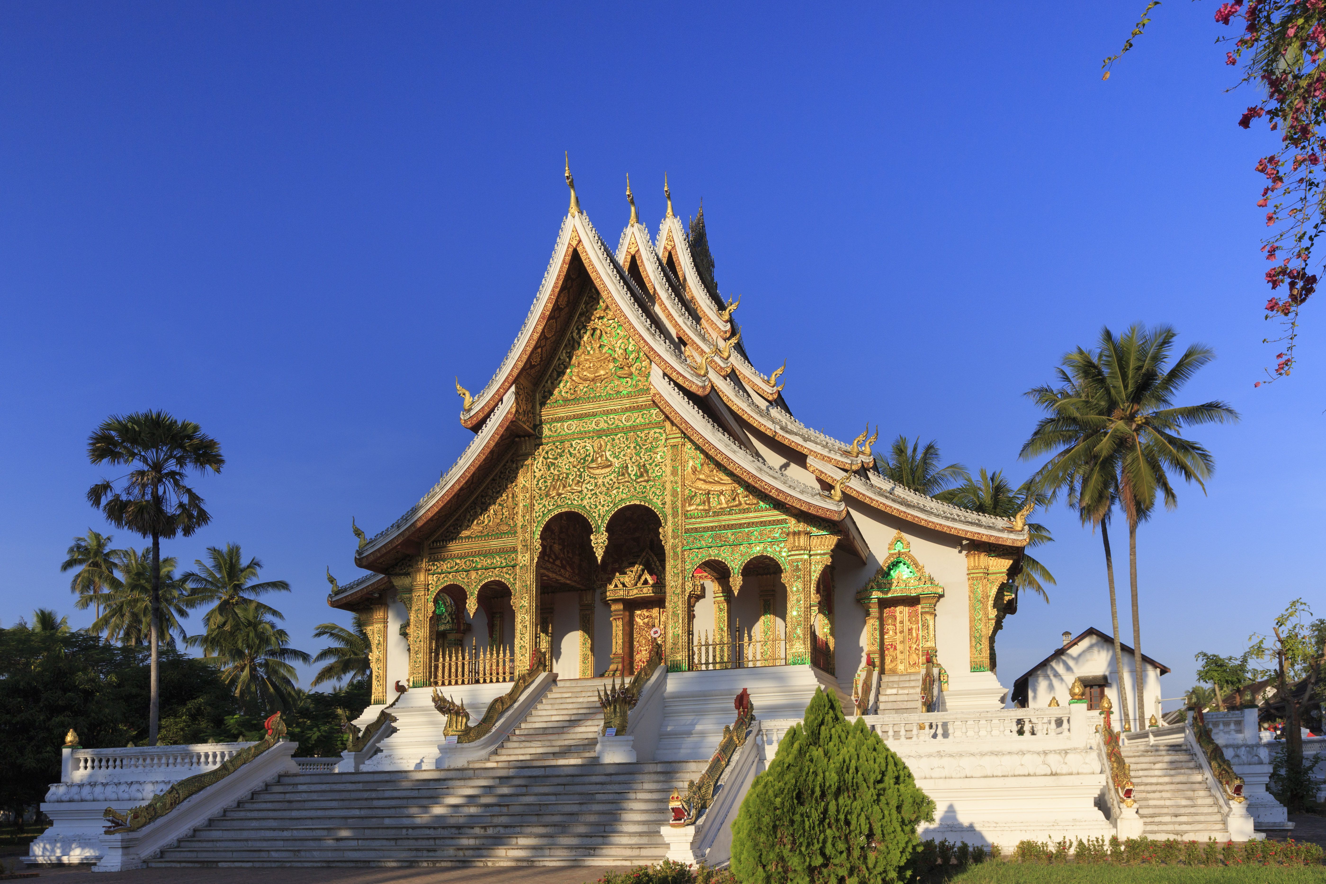 laos say temple wat luang prabang pronunciation