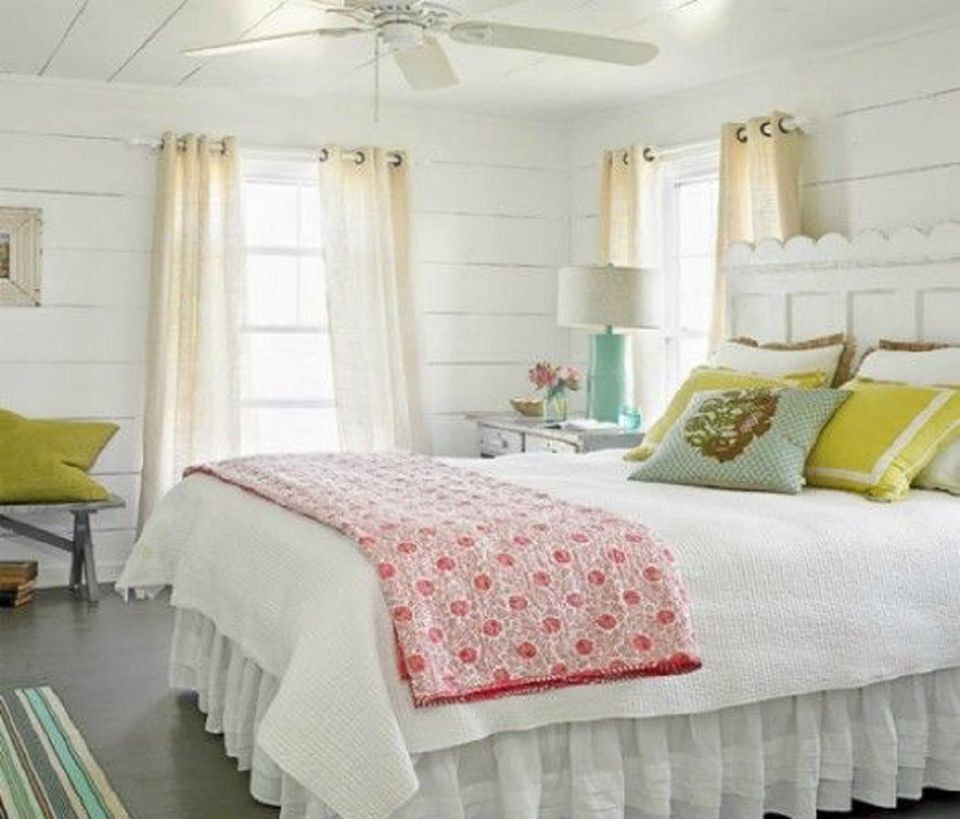 Photos And Tips For Decorating A Country Style Bedroom