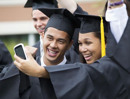 How to Plan a High School Graduation Party