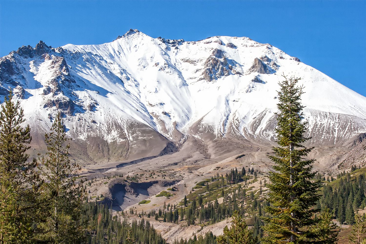 Lassen National Park - How To See A Volcanic Wonder