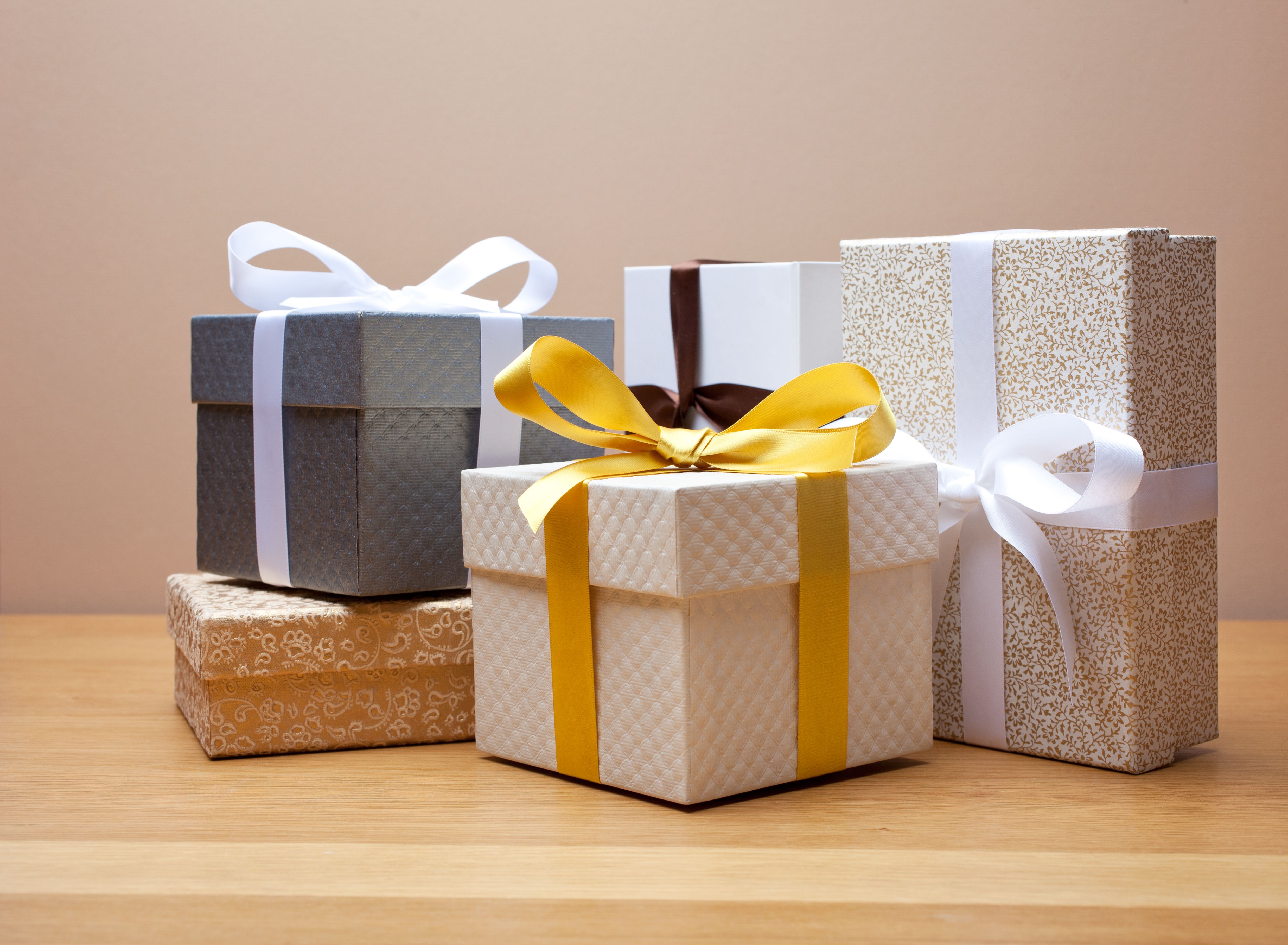 Best Gifts for Those Who Have Alzheimer's or Dementia