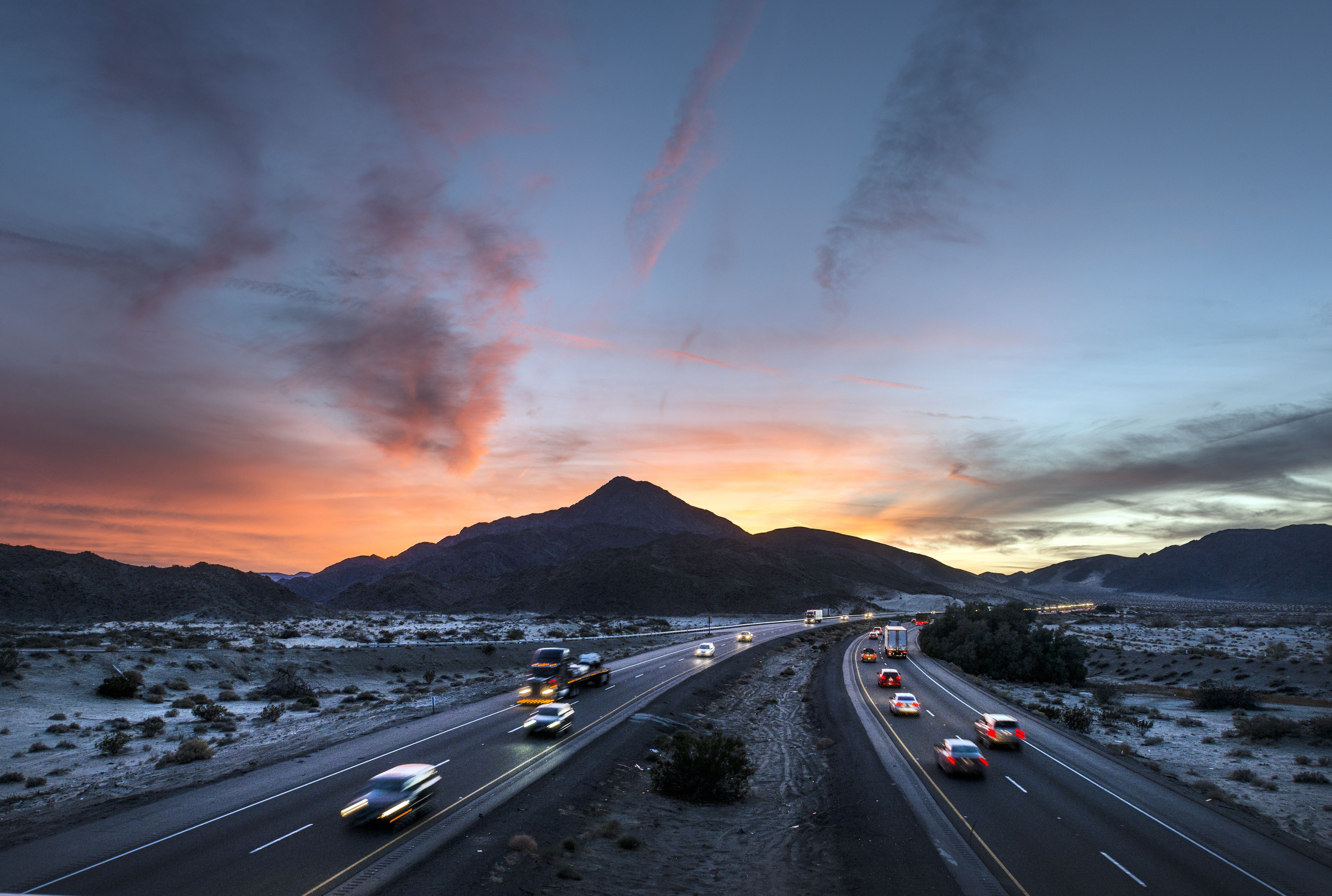 San Diego to Las Vegas: 4 Ways to Travel