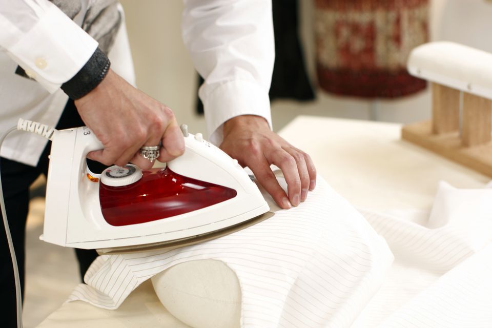 How to Iron Wool Clothes Correctly