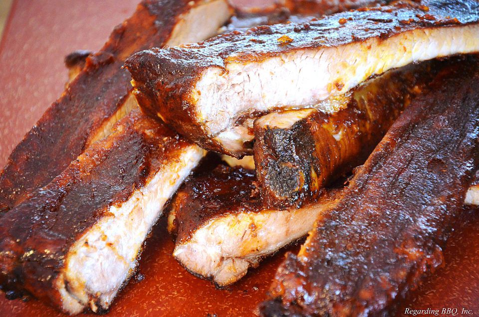 How To Make Barbecue Ribs On A Charcoal Grill