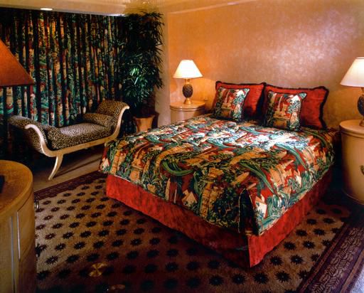 luxor hotel and casino standard room