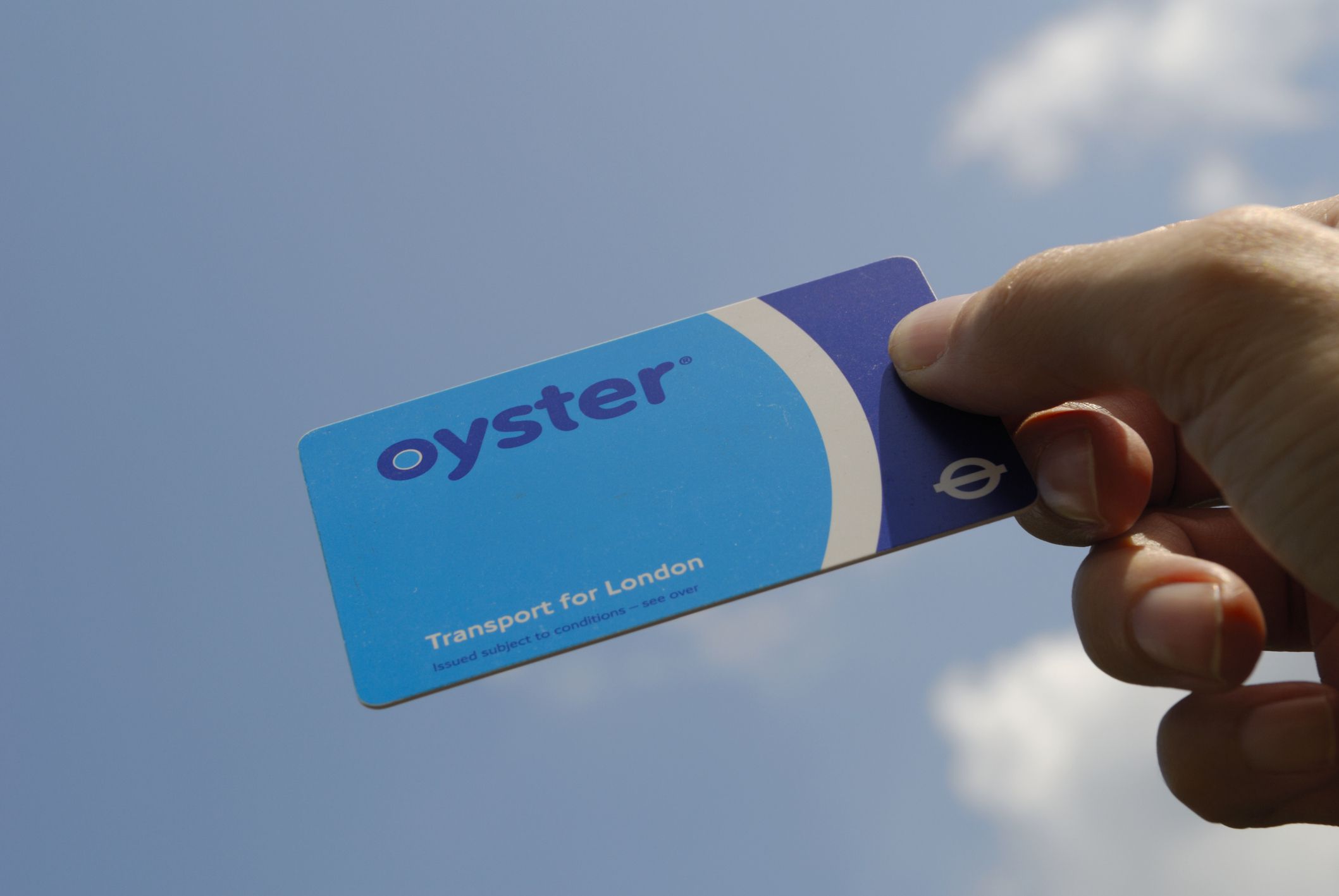 travel in london oyster card